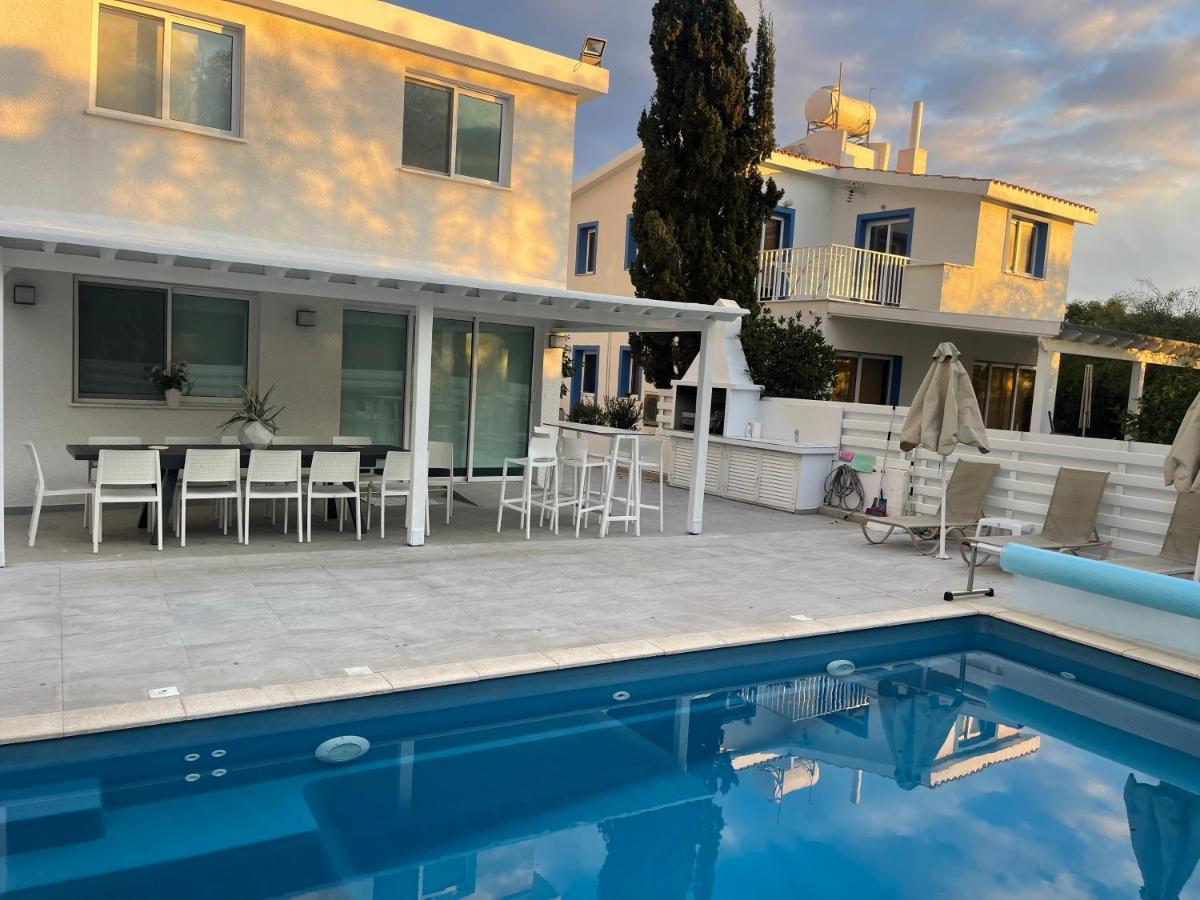Villa Konnos Hight *